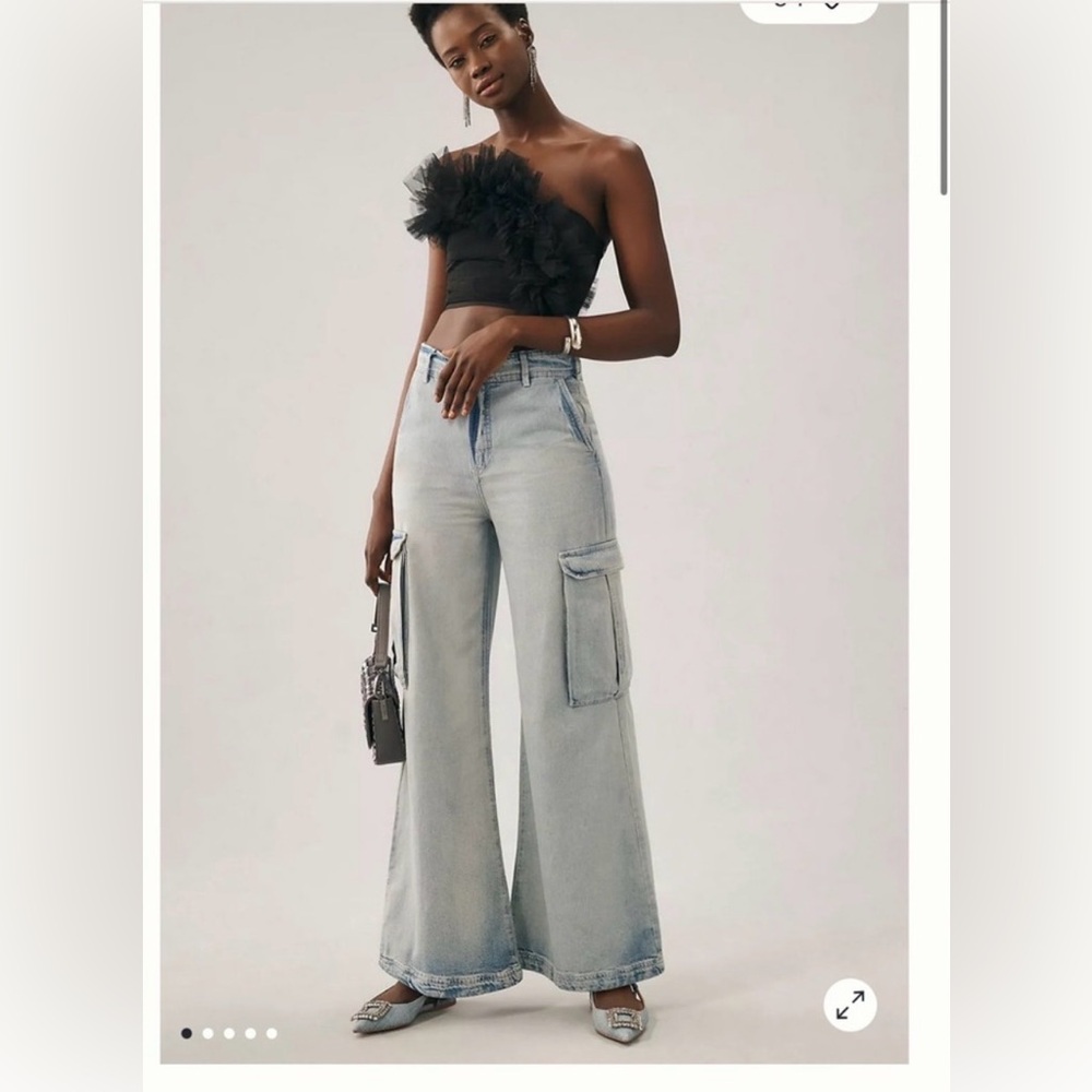 Anthropologie Pilcro Light Blue wide leg cargo Jeans 27